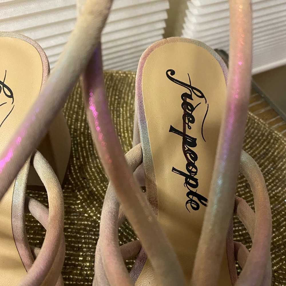 Free People Colette Clinched Heel Sandals Rainbow Metallic NWOT - Picture 3 of 15